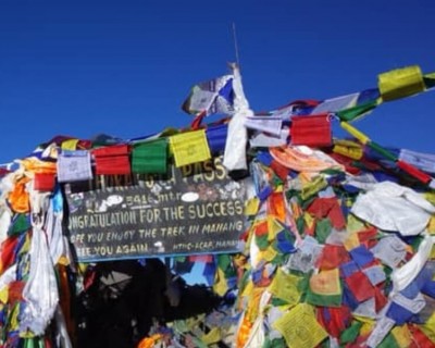 How long does it take to hike the Annapurna Circuit Trek