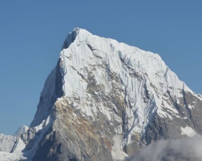 Which is the best months to trek in Nepal