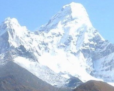 Amadablam Peak Climbing