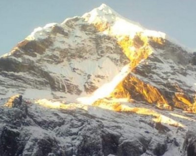 Makalu Base Camp Trek